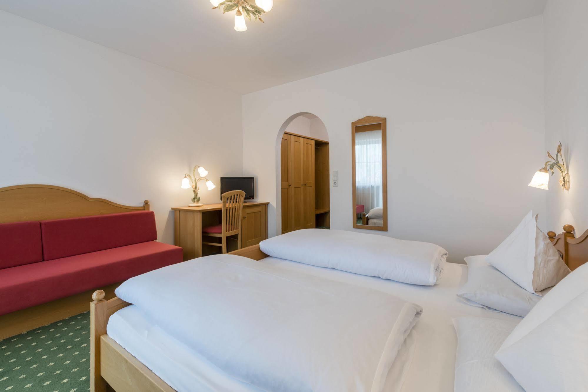 Vinschgerhof Hotel Силандро Екстериор снимка